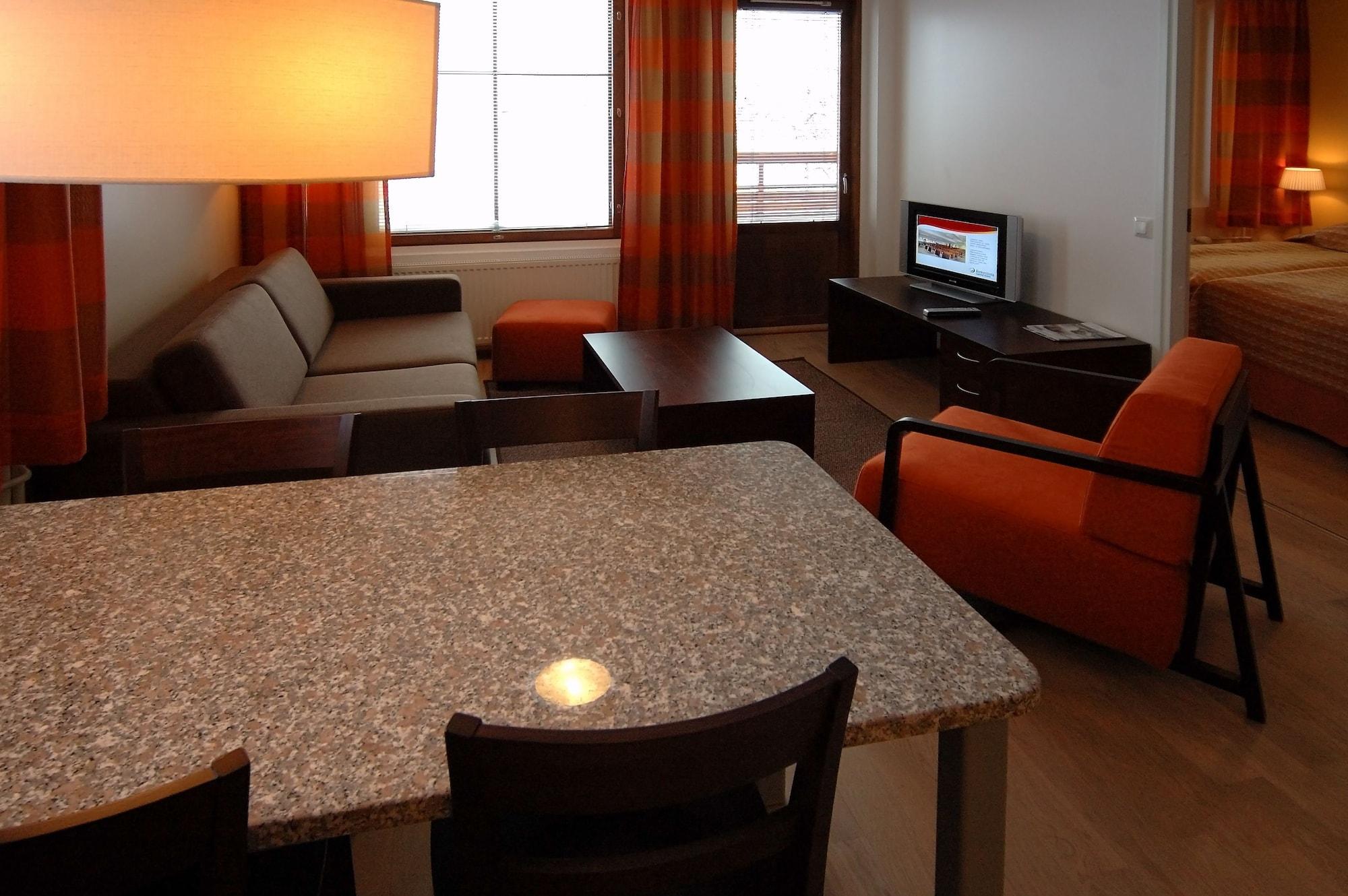 ลาแพลนด์ โฮเทล รีคอนรินนา Hotel ซาริเซลกา ภายนอก รูปภาพ
