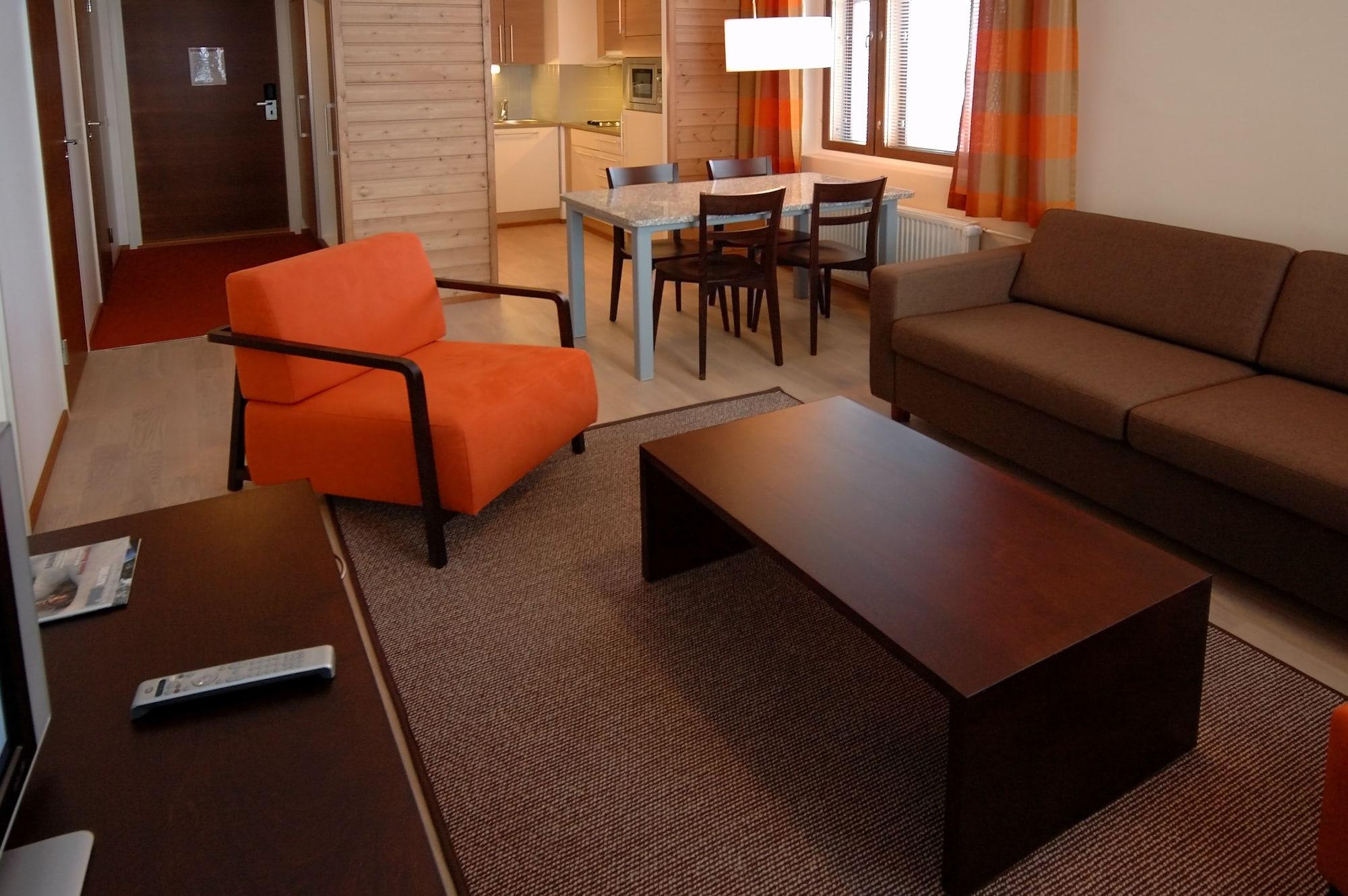 ลาแพลนด์ โฮเทล รีคอนรินนา Hotel ซาริเซลกา ภายนอก รูปภาพ