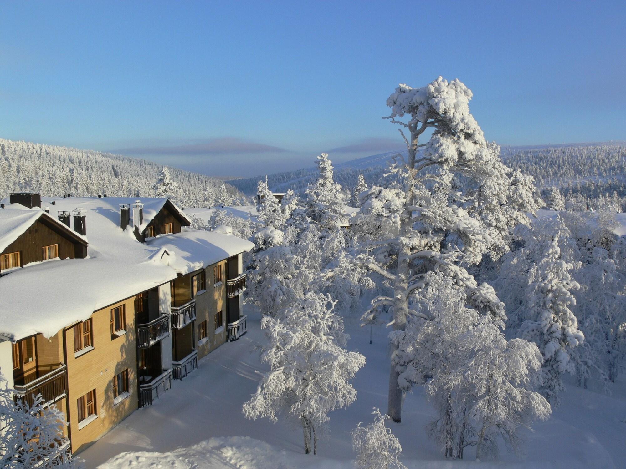 ลาแพลนด์ โฮเทล รีคอนรินนา Hotel ซาริเซลกา ภายนอก รูปภาพ